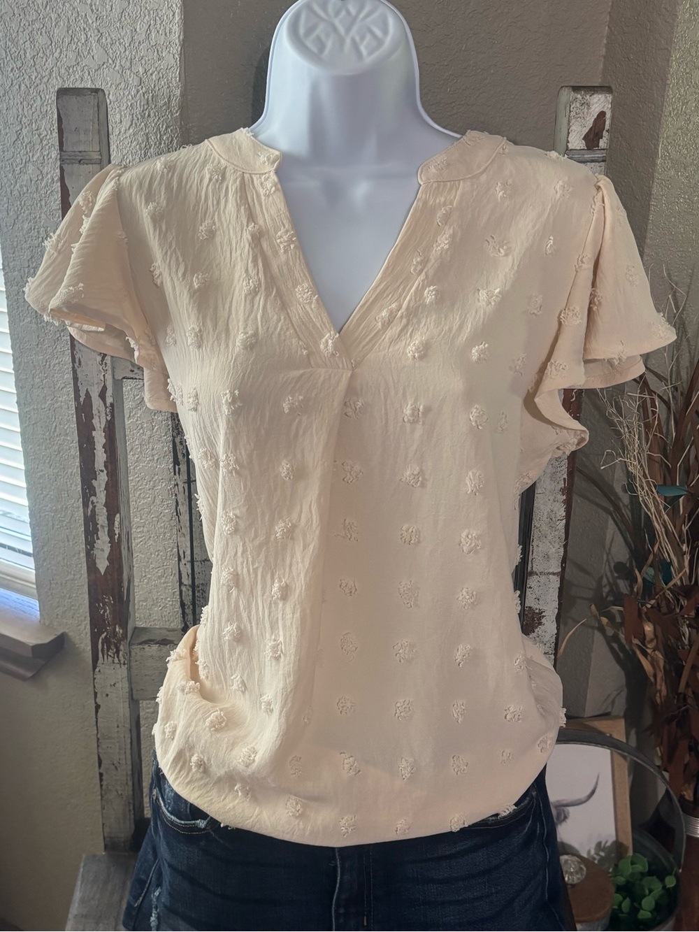 Women's Cream Embroidered V-Neck Flutter Sleeve Blouse